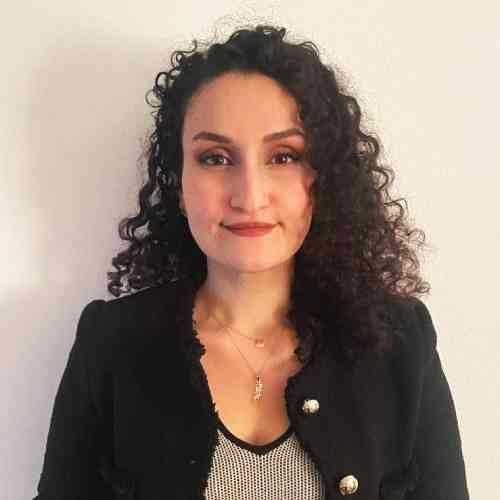Dr. Denise Eskandari, Schriftführerin